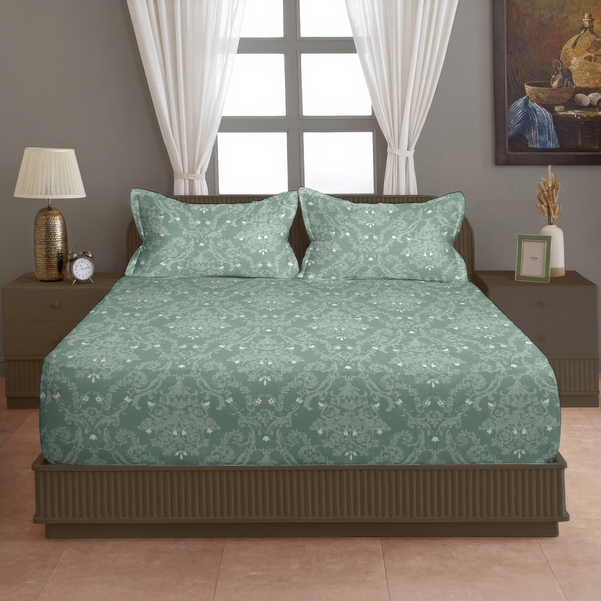 Vintage Damask Floral 180 TC 100% Cotton Double Queen Bedsheet With 2 Pillow Covers