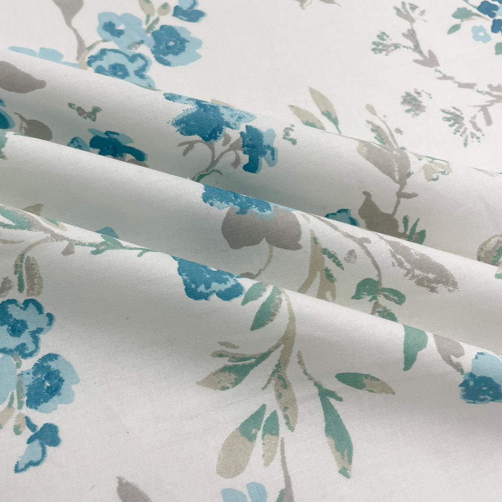 Blue Blossom Floral 210 TC Pure Cotton Super King Bedsheet With 2 Pillow Covers