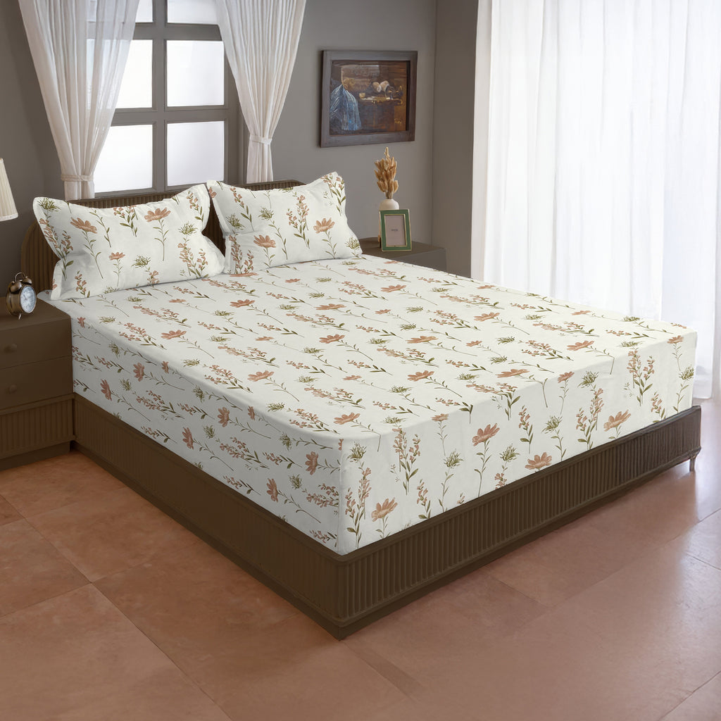Blush Meadow 210 TC Pure Cotton Super King Bedsheet With 2 Pillow Covers