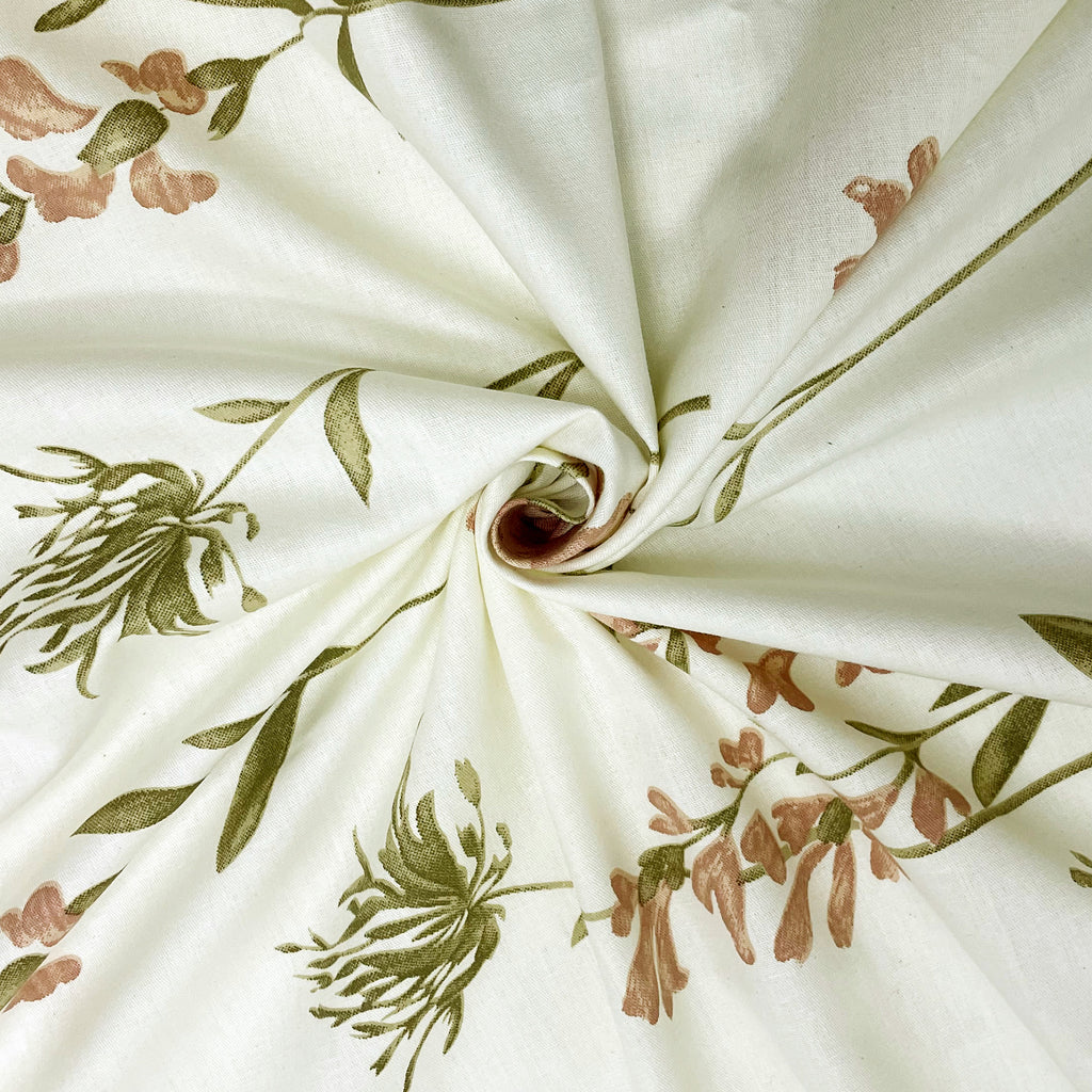 Blush Meadow 210 TC Pure Cotton Super King Bedsheet With 2 Pillow Covers
