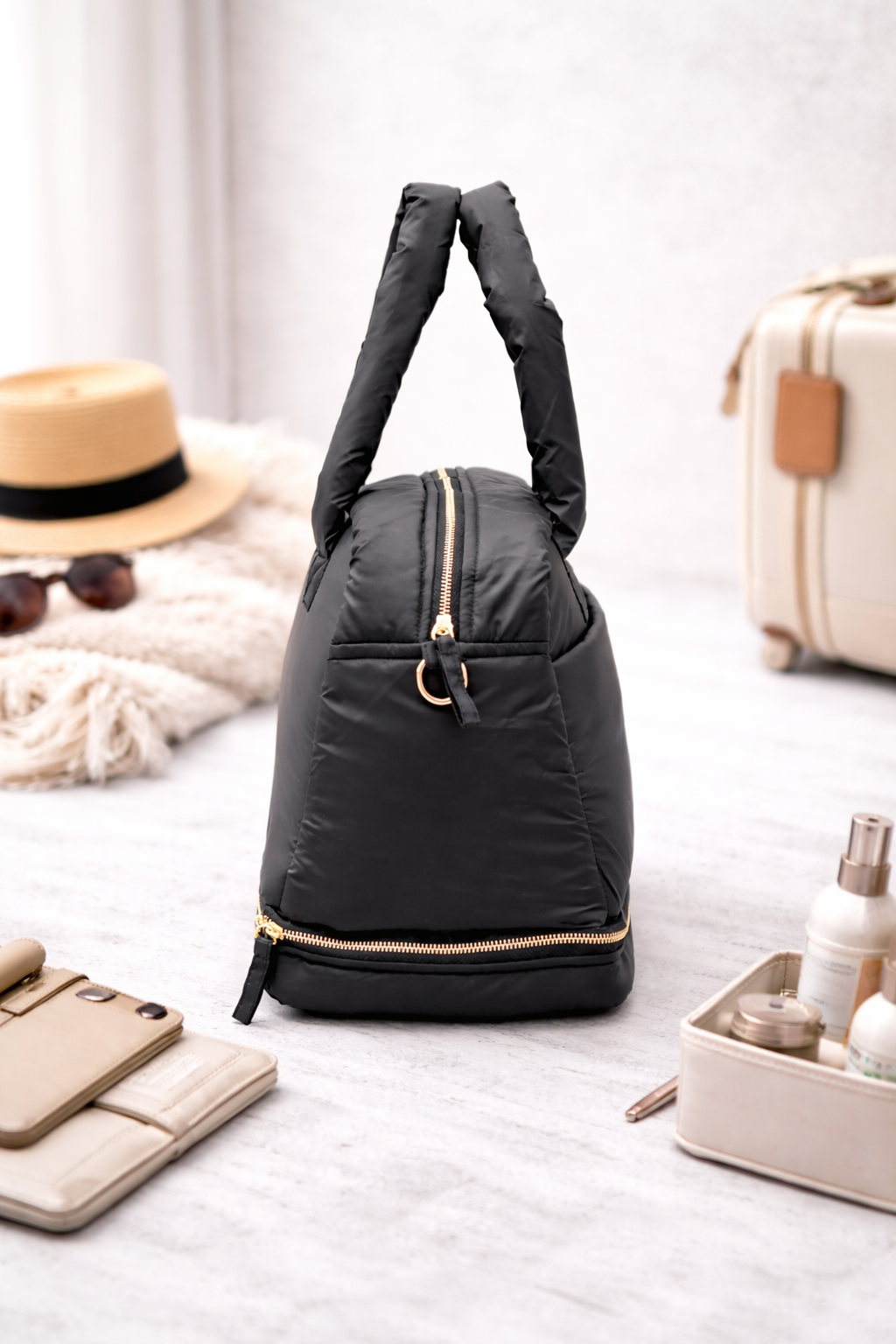 Puffer Overnighter Unisex Black Duffle Bag