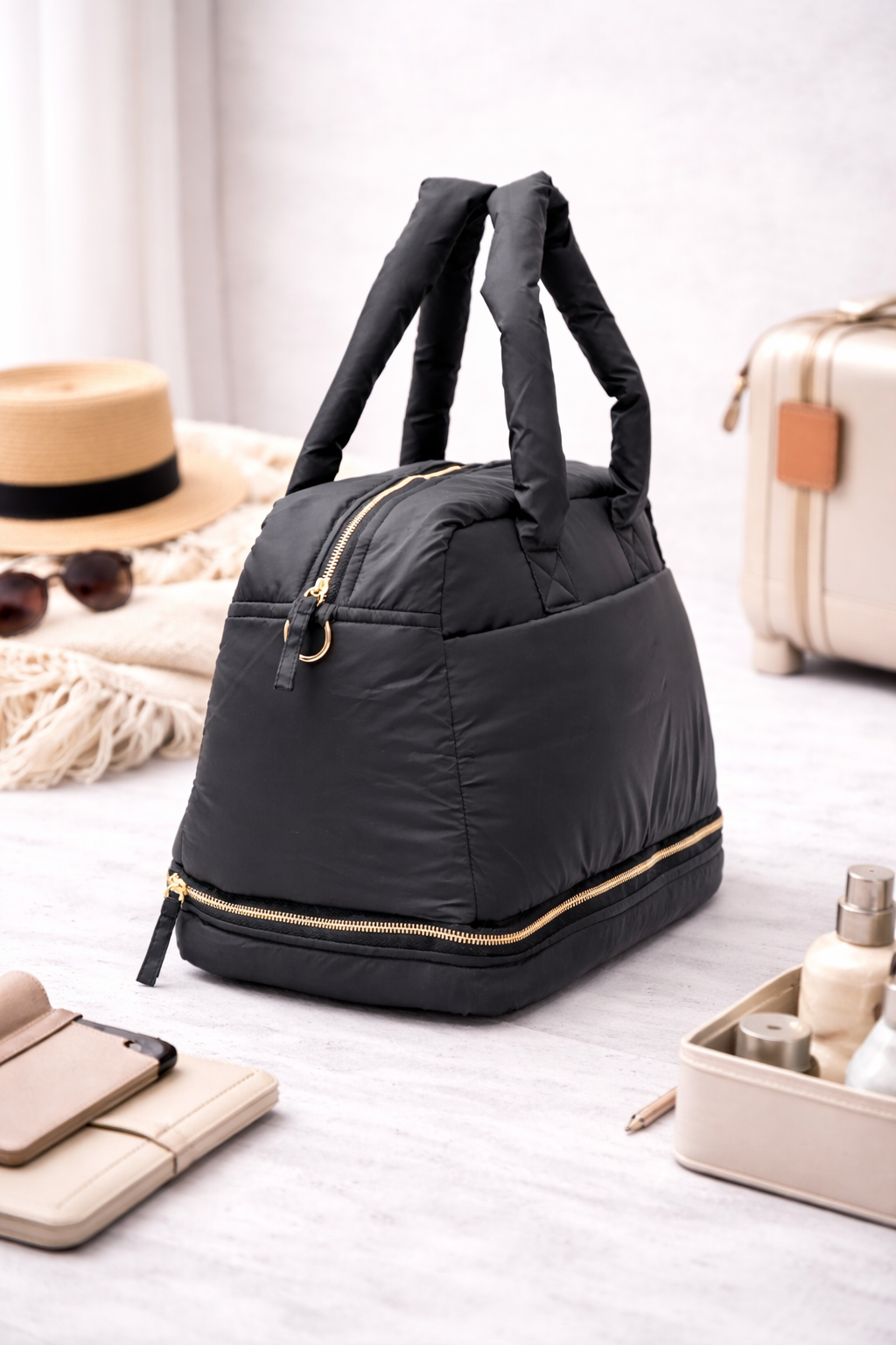 Puffer Overnighter Unisex Black Duffle Bag