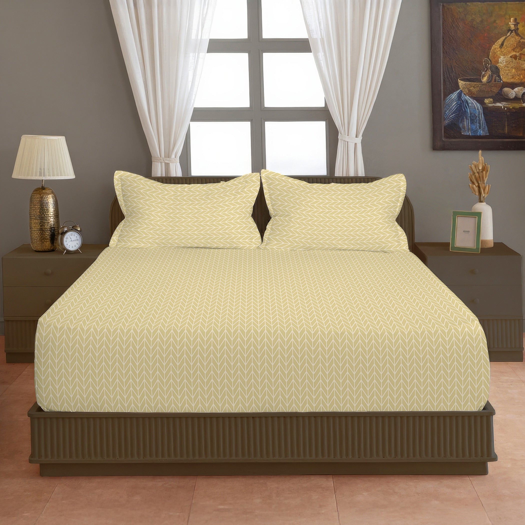 Beige Chevron Double Queen Bedsheet with 2 Pillow Covers - Minimal Everyday Style (90x100 inches)