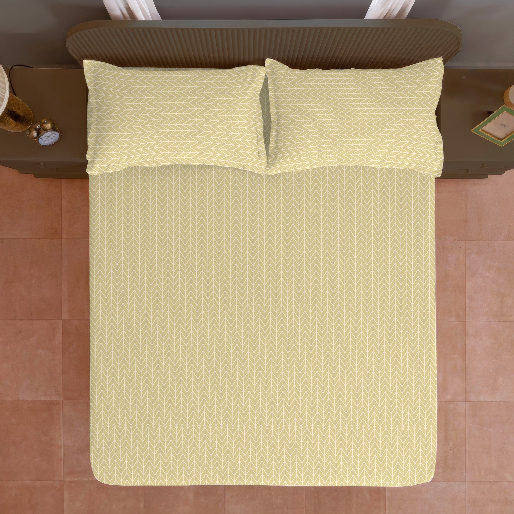 Beige Chevron Double Queen Bedsheet with 2 Pillow Covers - Minimal Everyday Style (90x100 inches)
