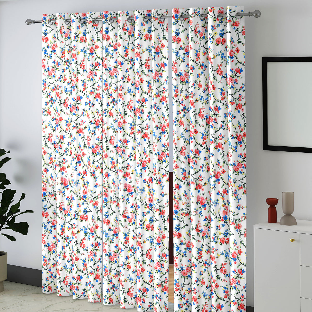 Ivory Multicolour Meadow Vine 330 GSM Polyester 90% Blackout Eyelet Curtain