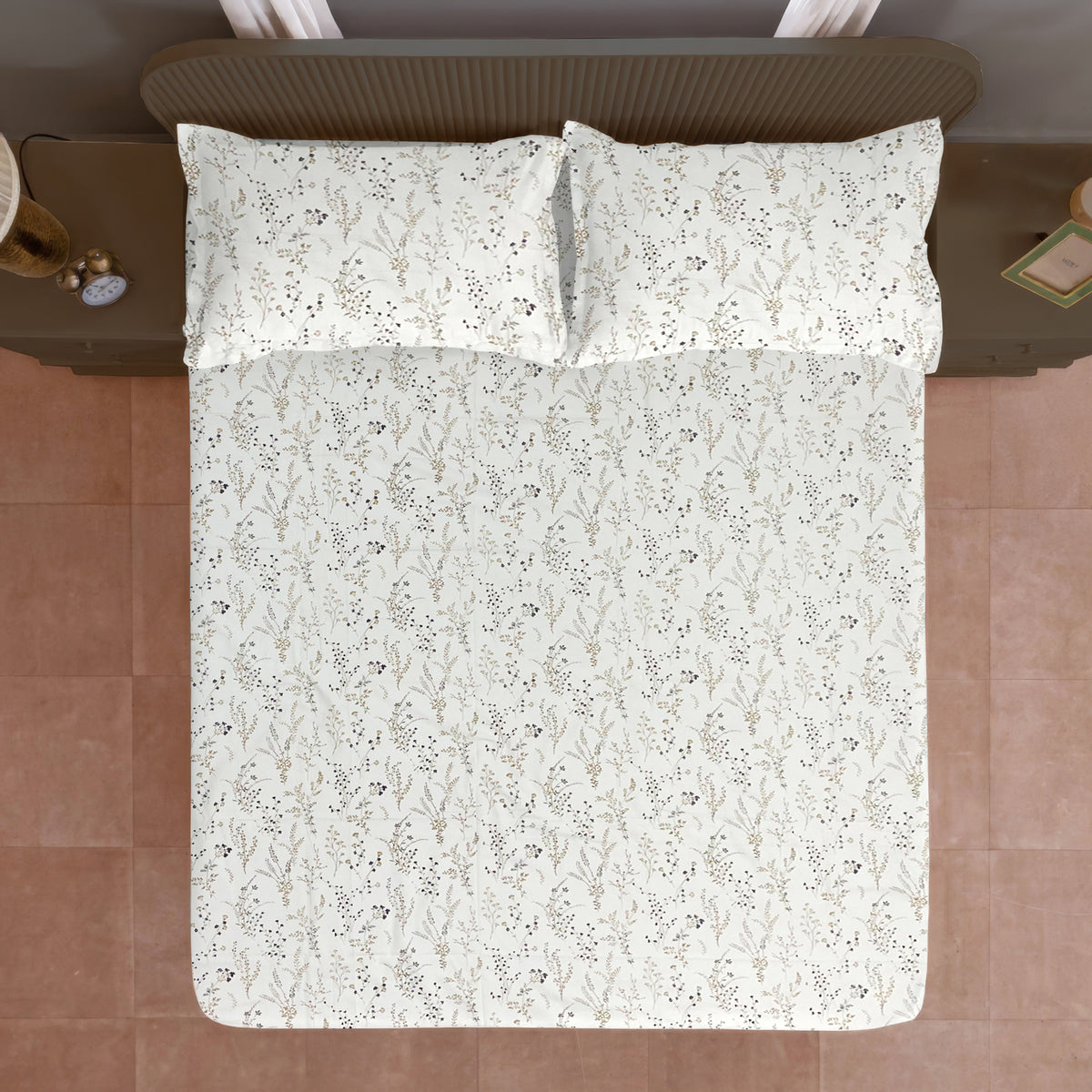 Ivory Meadow 200 TC Pure Cotton Bedsheet with Pillow Cover