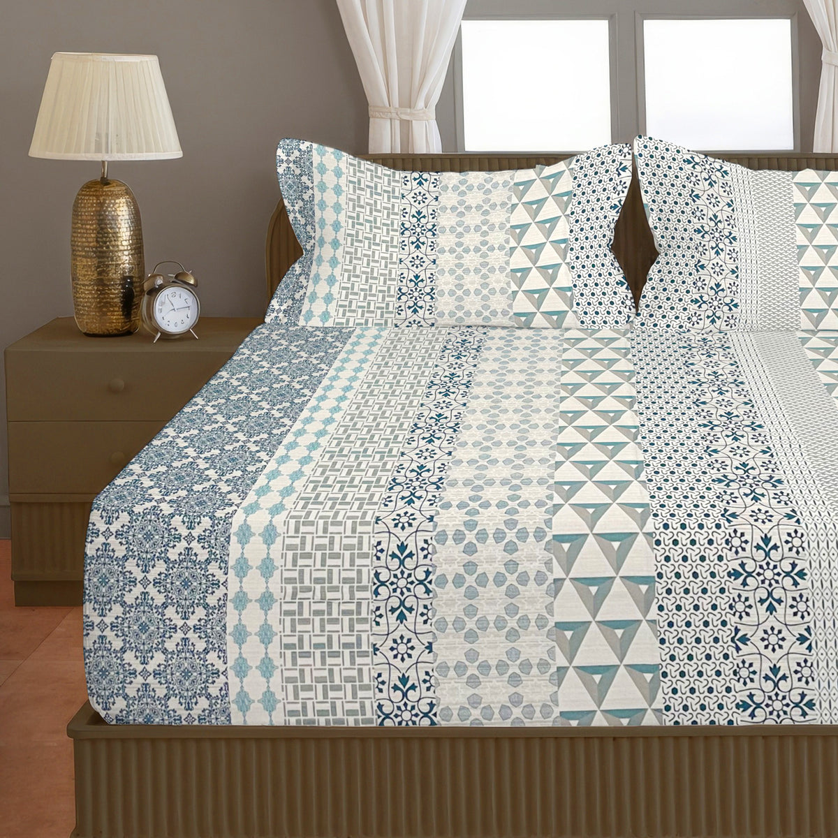 Aqua Mosaic 200 TC Pure Cotton Bedsheet with Pillow Cover