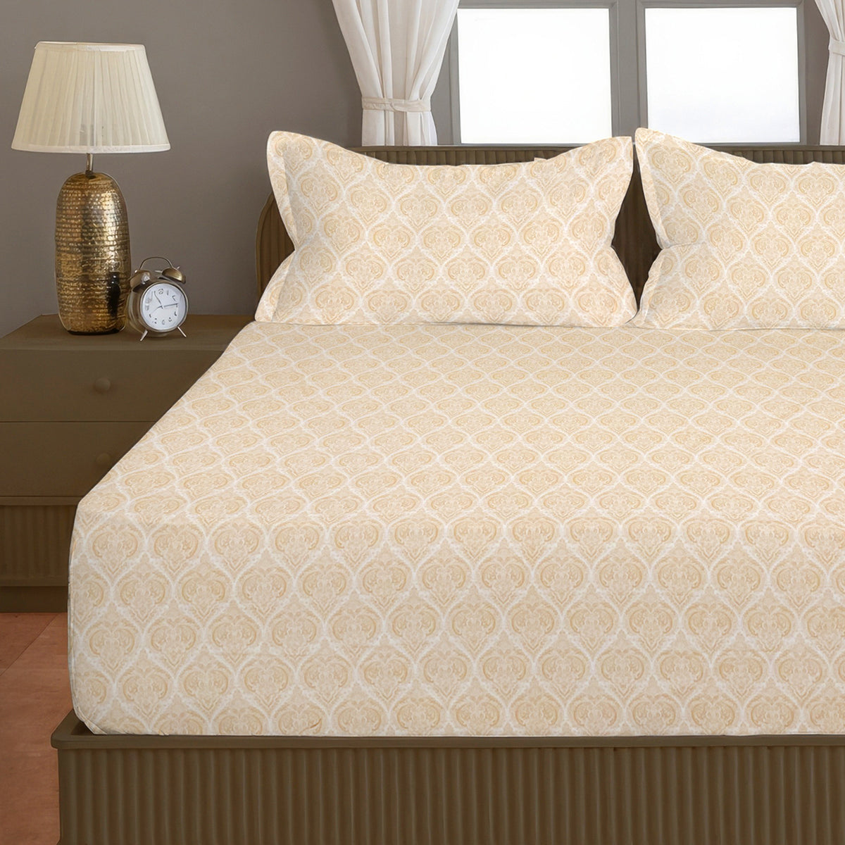Ivory Paisley 200 TC Pure Cotton Bedsheet with Pillow Cover