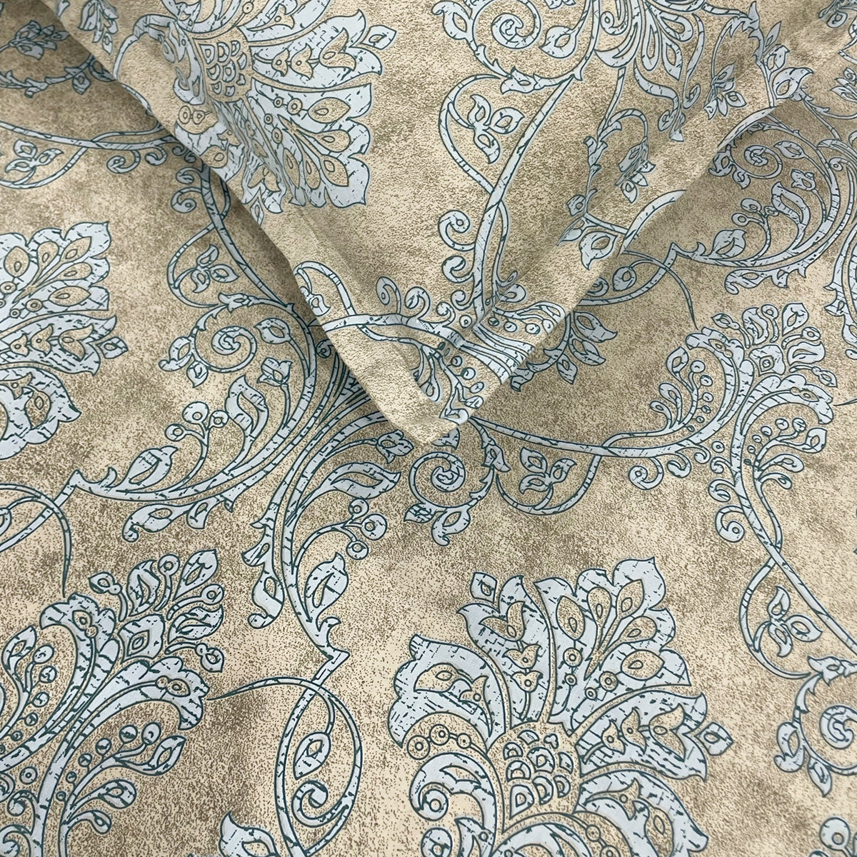 Sandstone Blue Damask 180 TC Pure Cotton Bedsheet Set with Pillow Cover