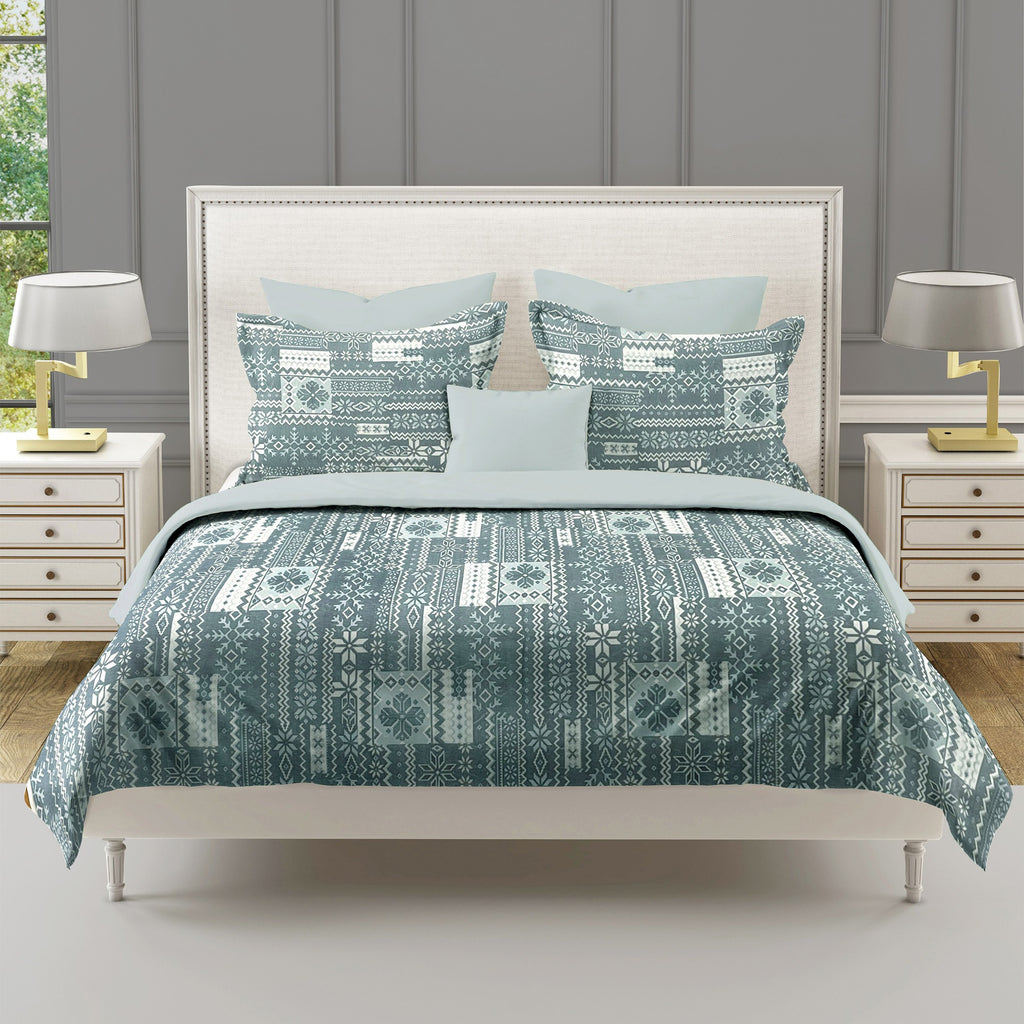 Teal Aztec Stripes 180 TC Pure Cotton Bedsheet Set with Pillow Cover