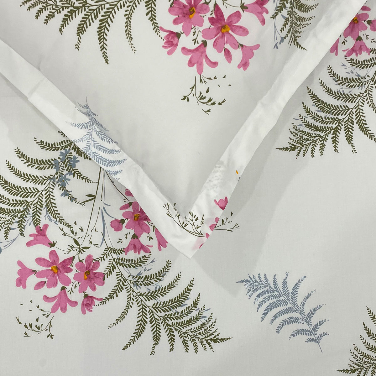 Ivory Fern Blossom 180 TC Pure Cotton Bedsheet Set with Pillow Cover