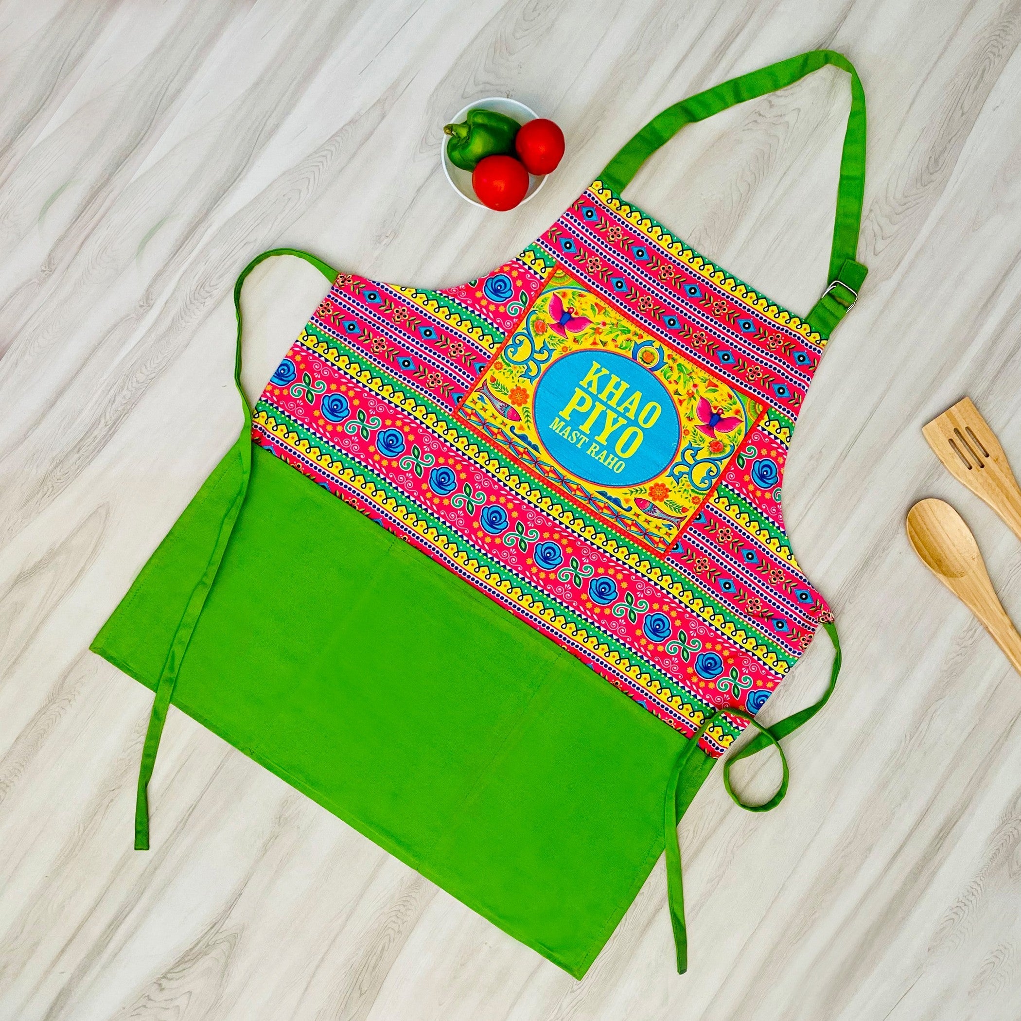 Khao Piyo Mast Raho Printed Kitchen Apron with Pocket