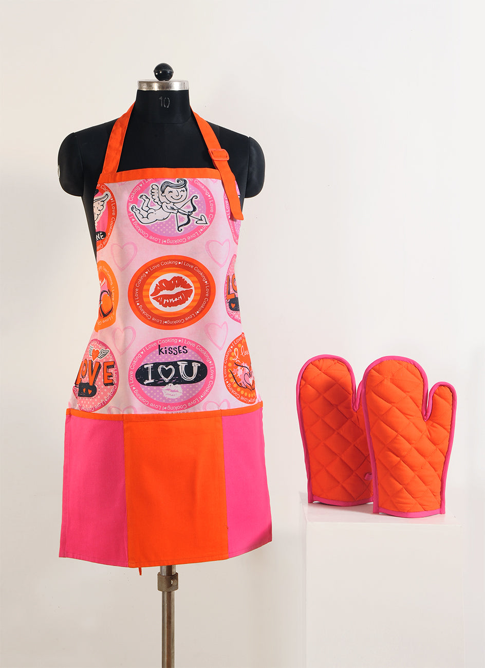 Printed Kitchen Apron with Oven Gloves Set - Love & Kisses Theme