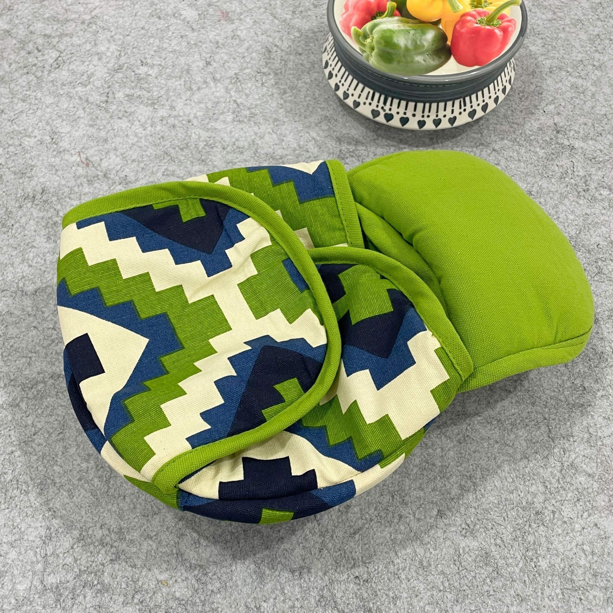 Insulated Cotton Geo Green Bread Basket for Dining Table