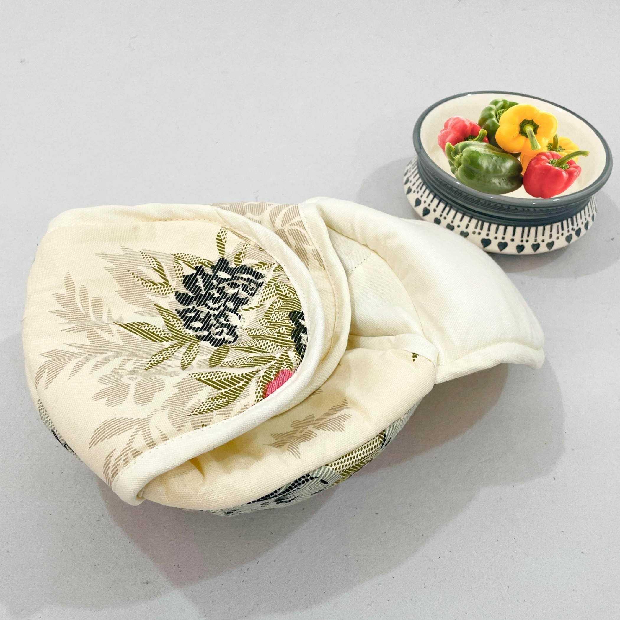 Premium Cotton Insulated Bread Basket - Cream Floral