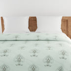Elegant Cotton Ethnic motif Green Single AC Quilt