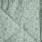 Artistic Pure cotton Abstract Green Double AC Quilt
