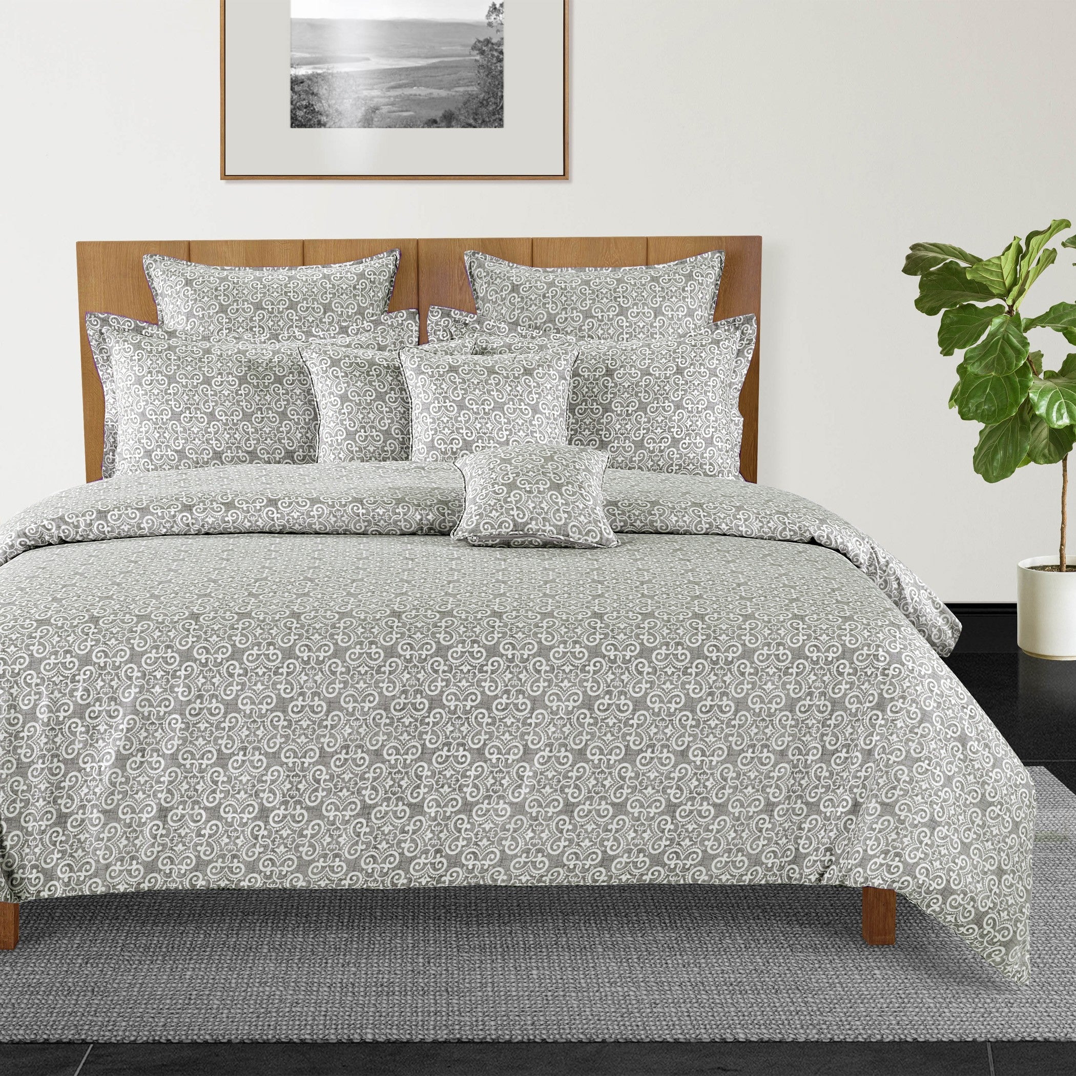 Elegant Cotton Motif Grey Single Winter Quilt