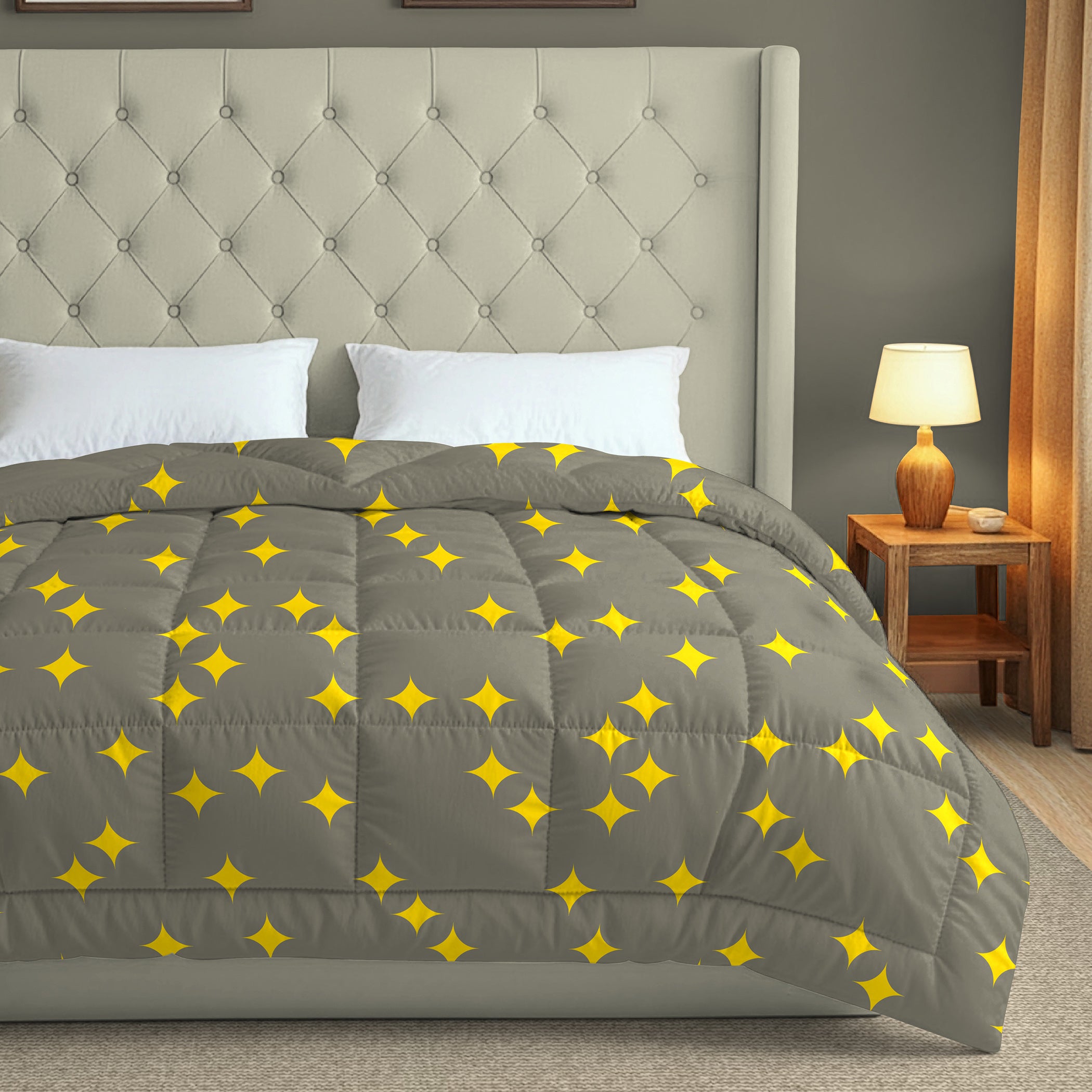 Grey & Yellow Geometric Microfiber Lightweight AC Room 150 GSM Comforter