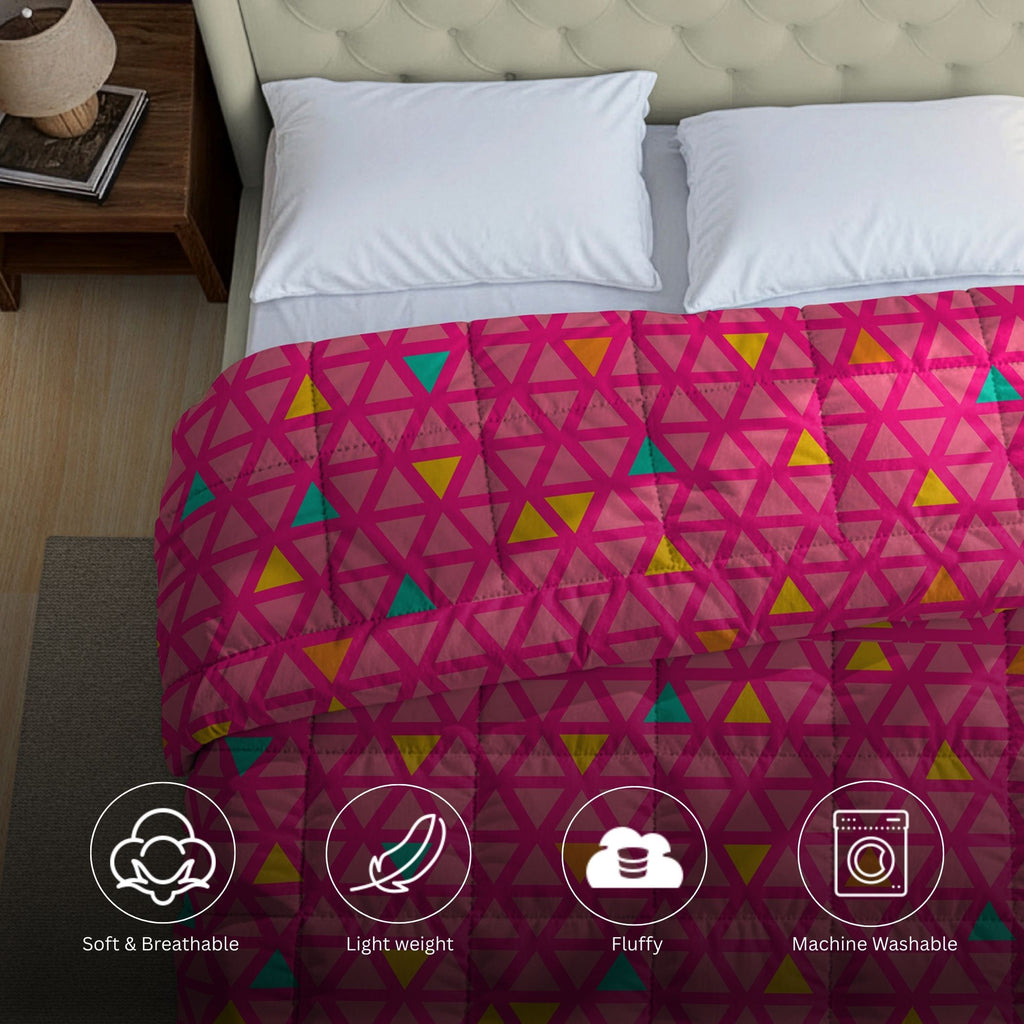 Pink & Yellow Geometric Microfiber Lightweight 150 GSM Comforter