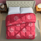 Red & White Geometric Microfiber Lightweight AC Room 150 GSM Comforter