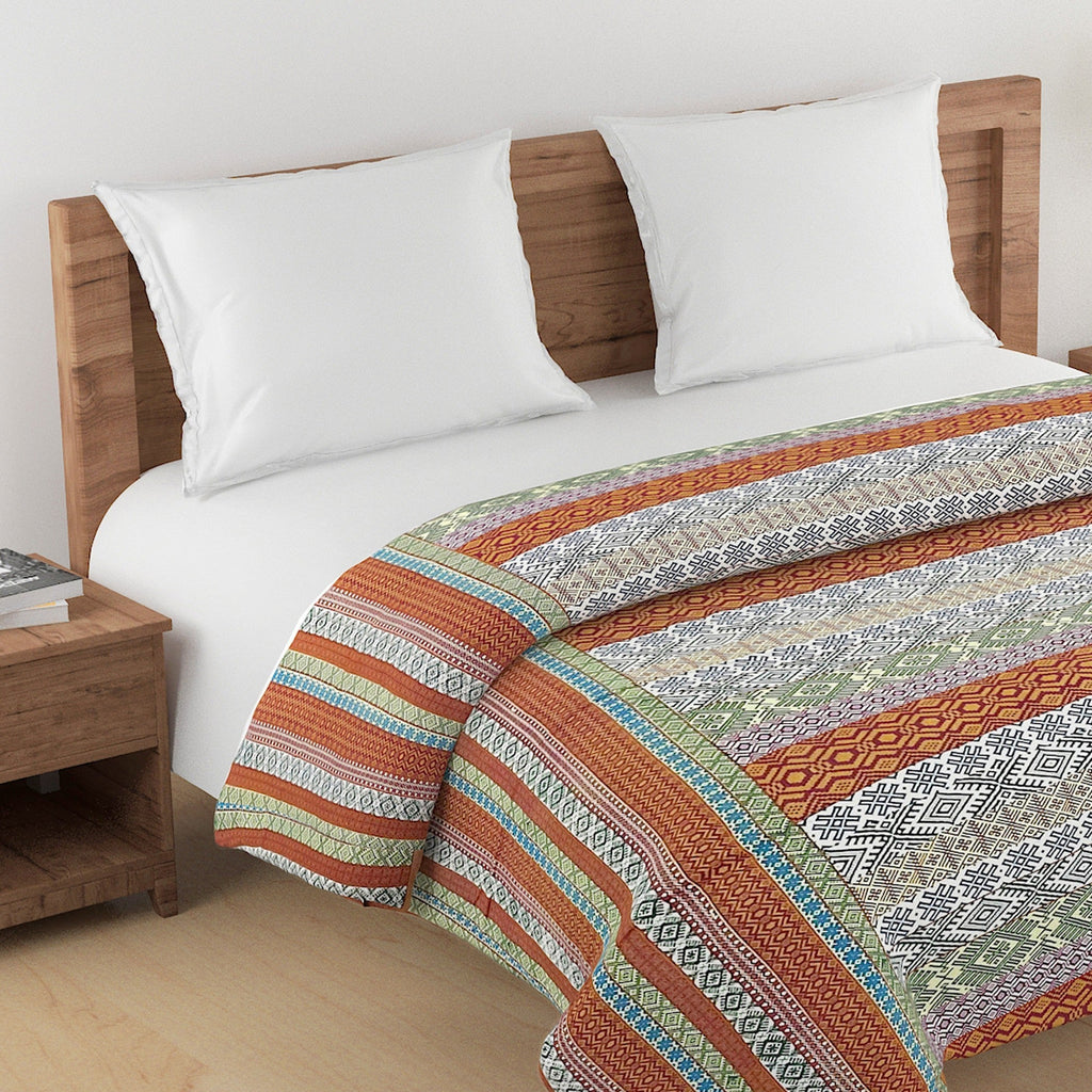 Elegant Cotton Ethnic motif Brown Single Winter Quilt