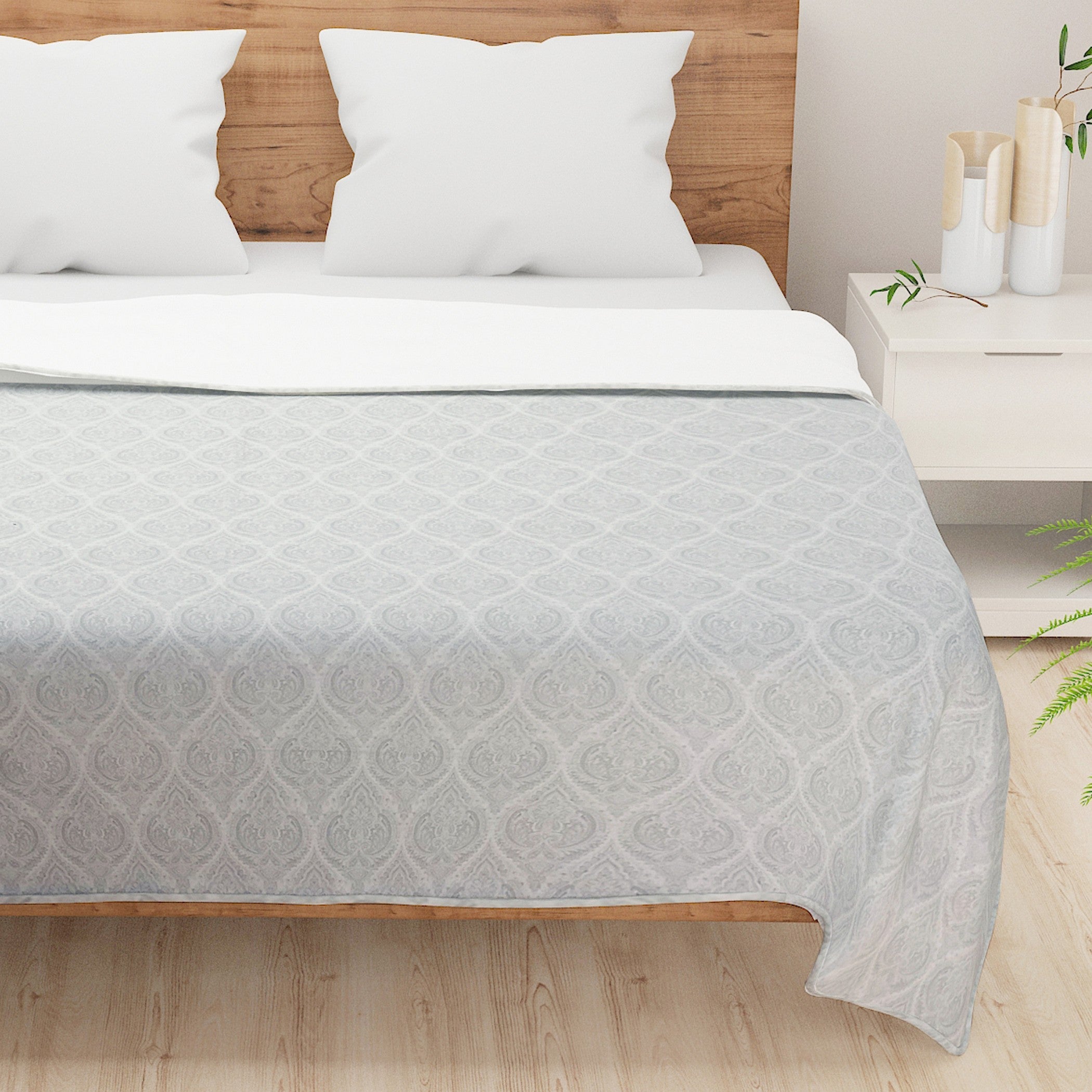 Mint Paisley Diamond Double Dohar – Suitable for Queen/King Bed | Soft, Breathable & Lightweight