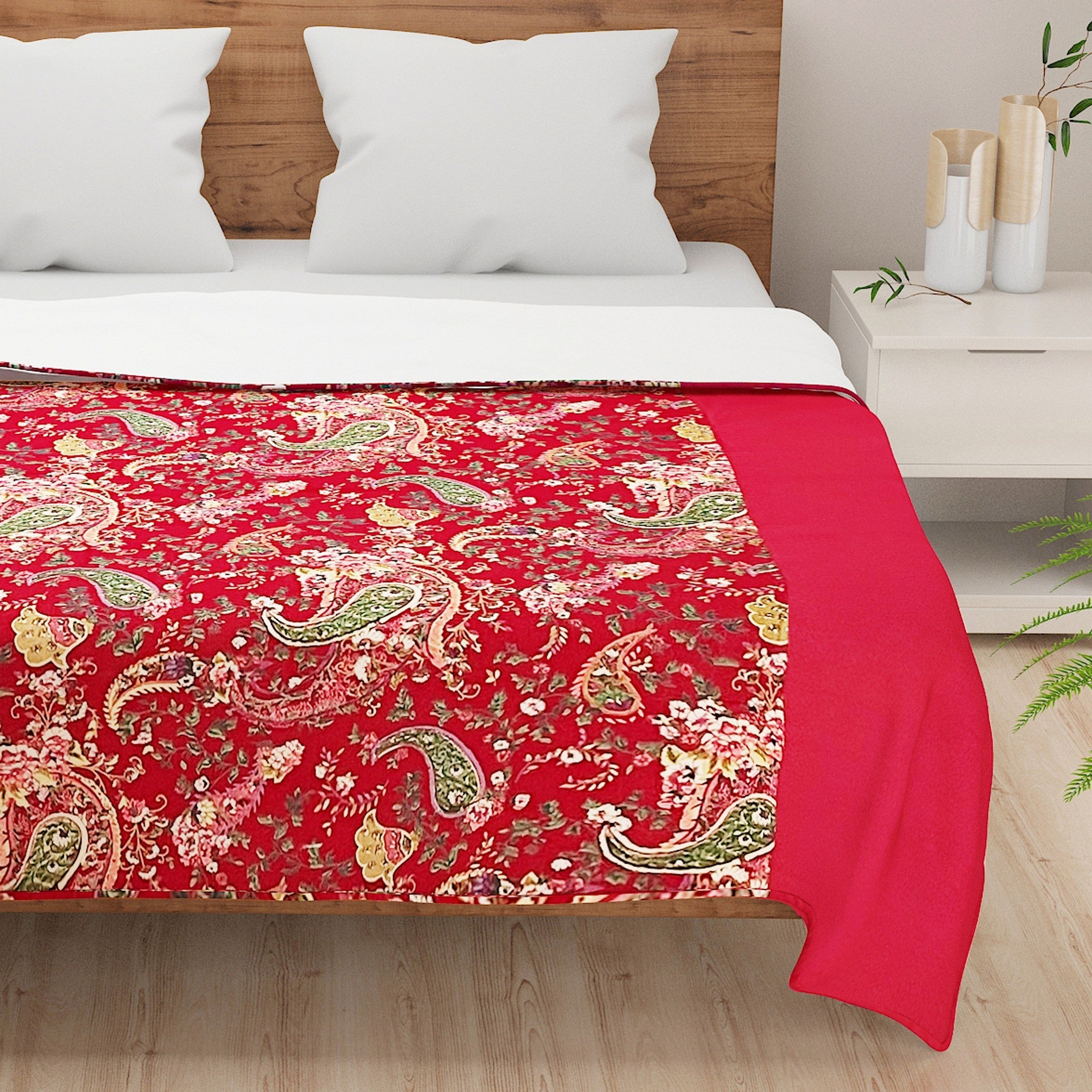 Paisley Print Cotton Dohar for AC Rooms - Red & Multicolour