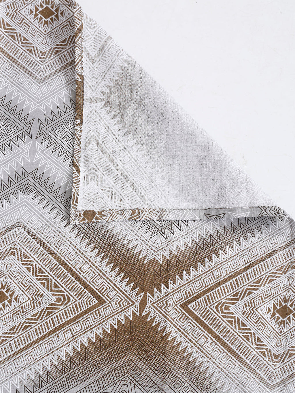 Elegant Grey Diamond Geometric Pure Cotton 210 TC Double King Bedsheet with 2 Pillow Covers (90x108 Inches)