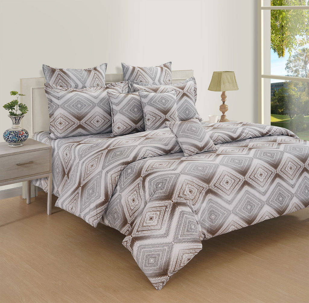 Elegant Grey Diamond Geometric Pure Cotton 210 TC Double King Bedsheet with 2 Pillow Covers (90x108 Inches)