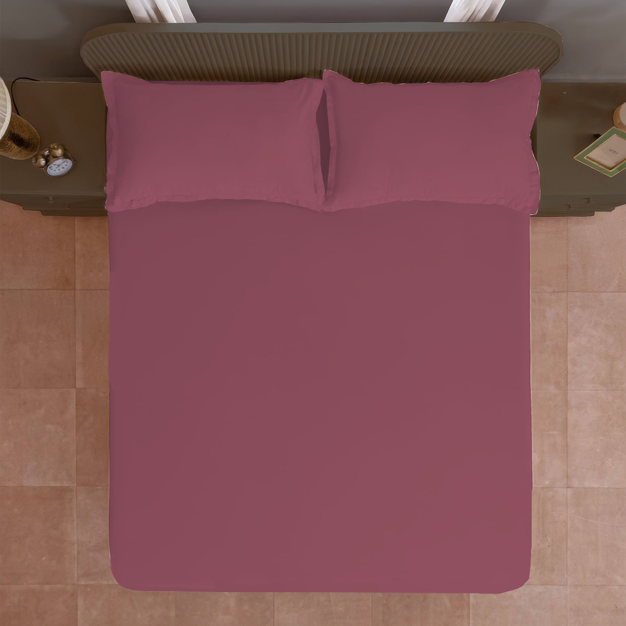 Solid Maroon Double Queen 500 TC bedsheet with 2 Pillow covers_90 × 100 Inches