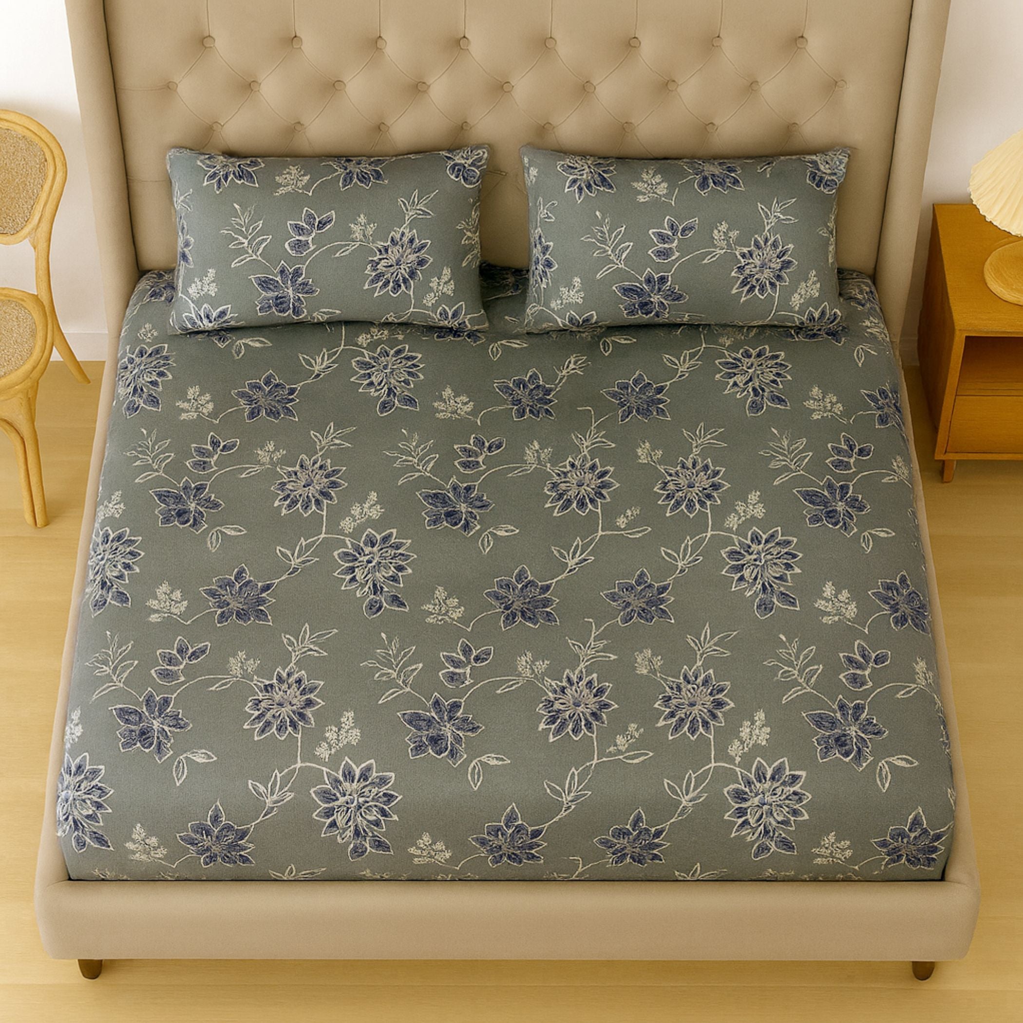 Floral Print Grey 200 TC Double Queen Bedsheet With 2 Pillow Covers (90x100 Inches)