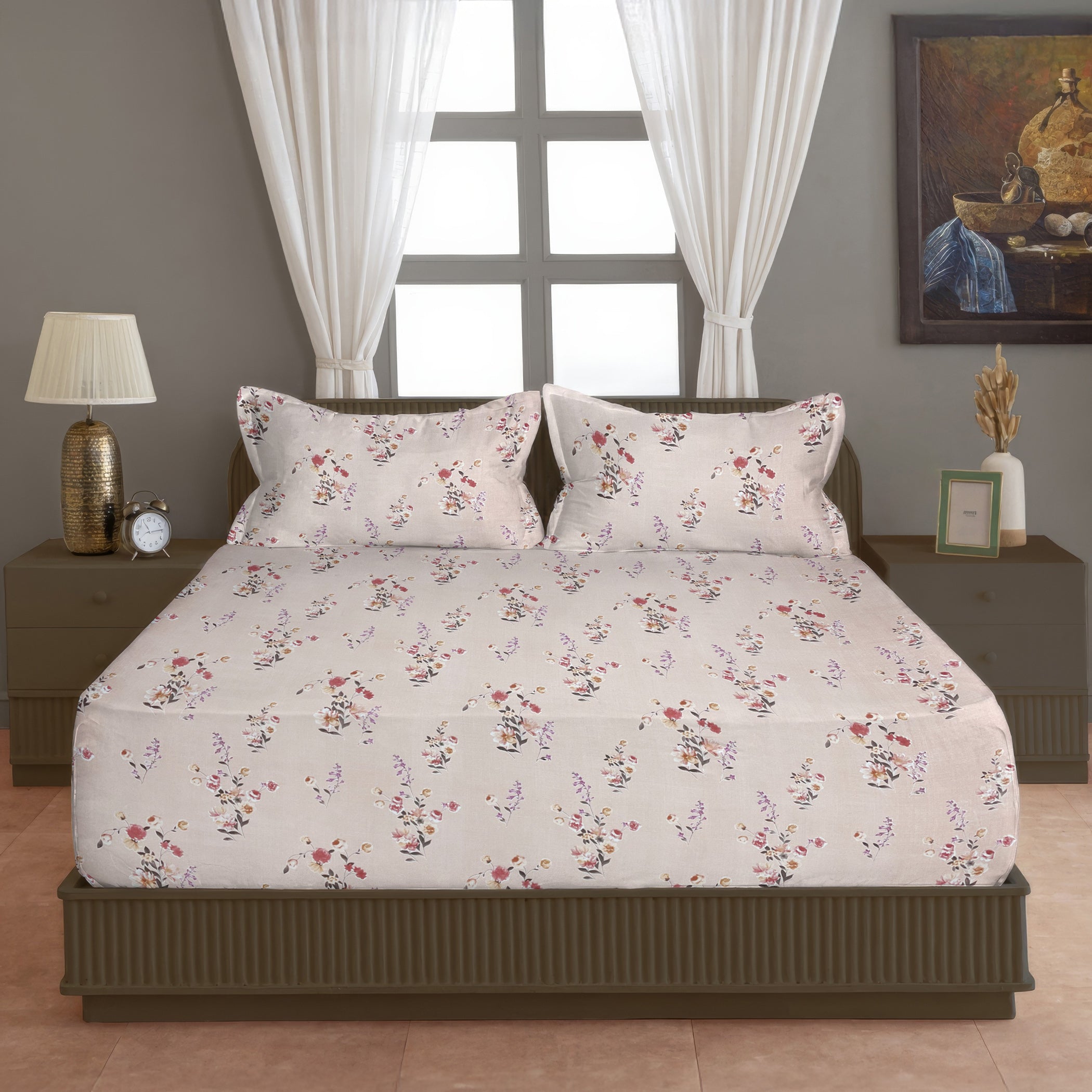Floral Print Off-White 200 TC Double Queen Bedsheet With 2 Pillow Covers (90x100 Inches)