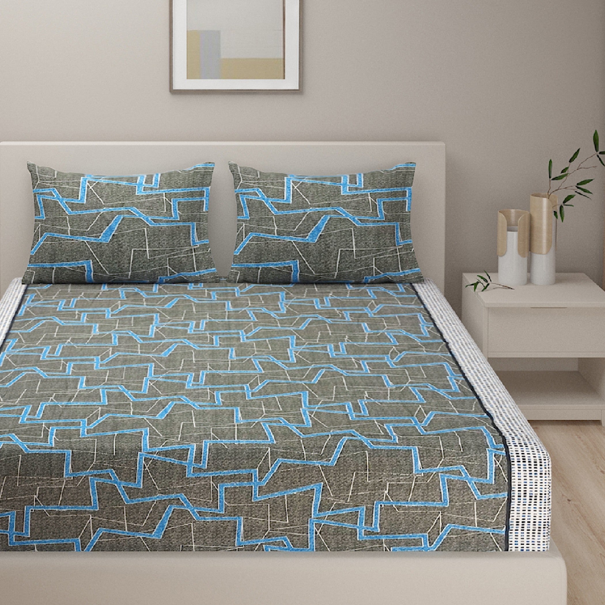 Grey Geometric Print Pure Cotton 120 TC Double Queen Bedsheet with 2 Pillow Covers (90x100 Inches)
