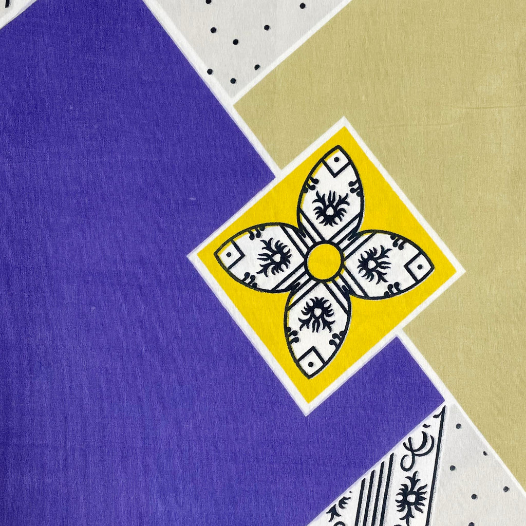 Multi-Color Mosaic Geometric Double Queen Bedsheet with Soft Blended Cotton Fabric (90x100 inches)