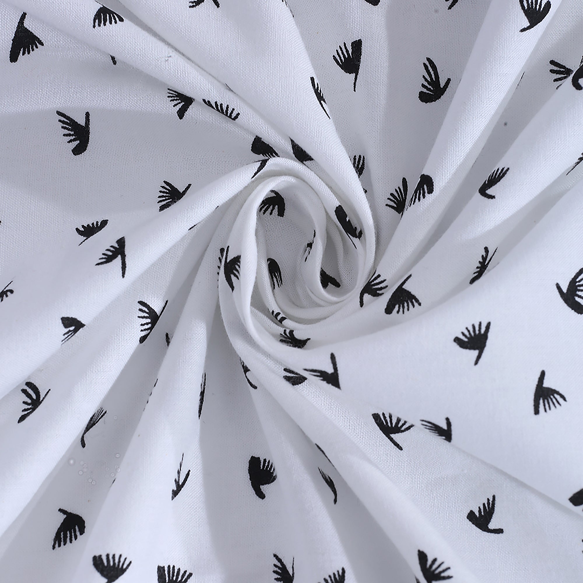 Black & White Micro Print Pure Cotton 200 TC Super King Bedsheet with 2 Pillow Covers (108x108 Inches)