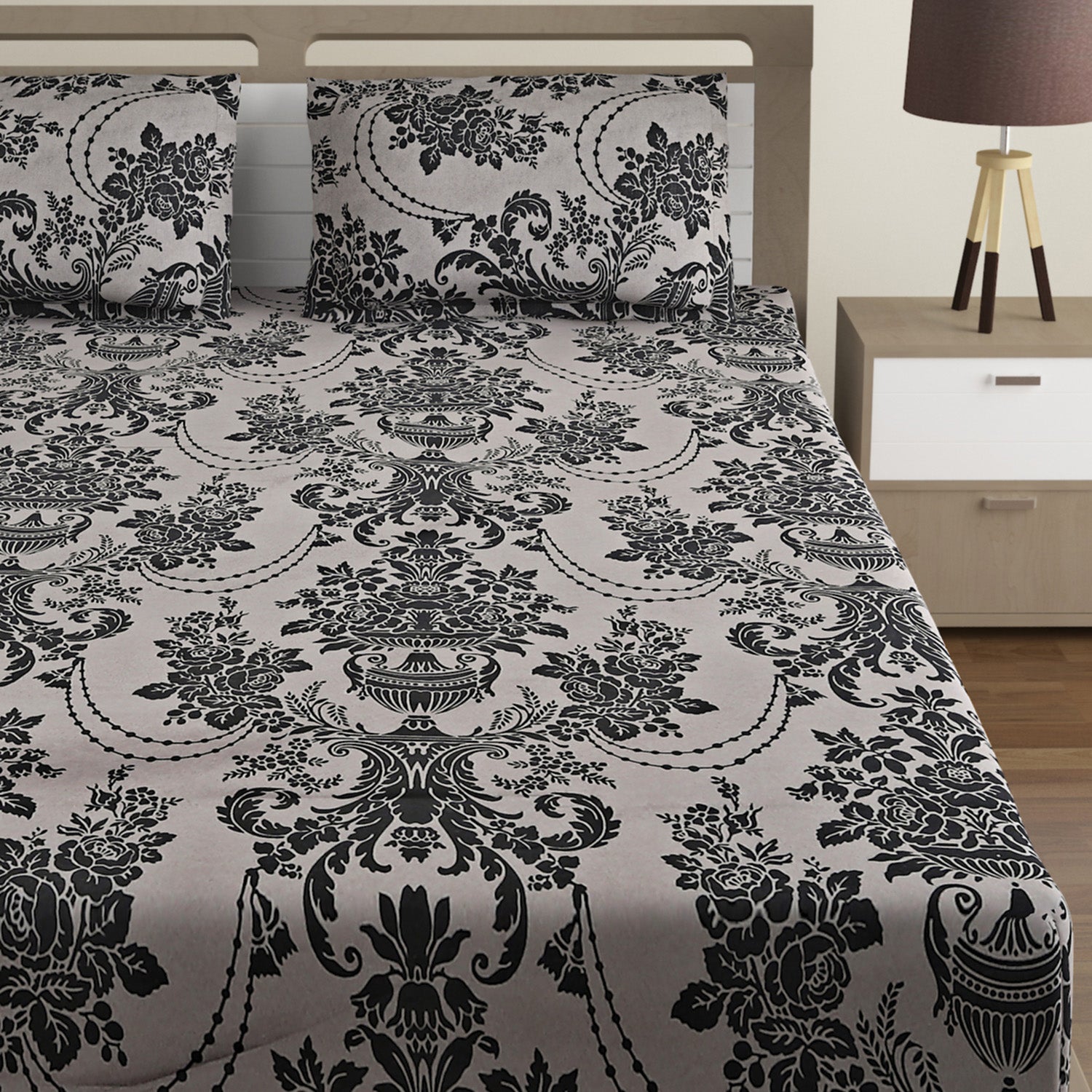 Baroque Elegance - Timeless 144TC Roto Cotton Ethnic Motif Super King Bedsheet (108x108 Inches)