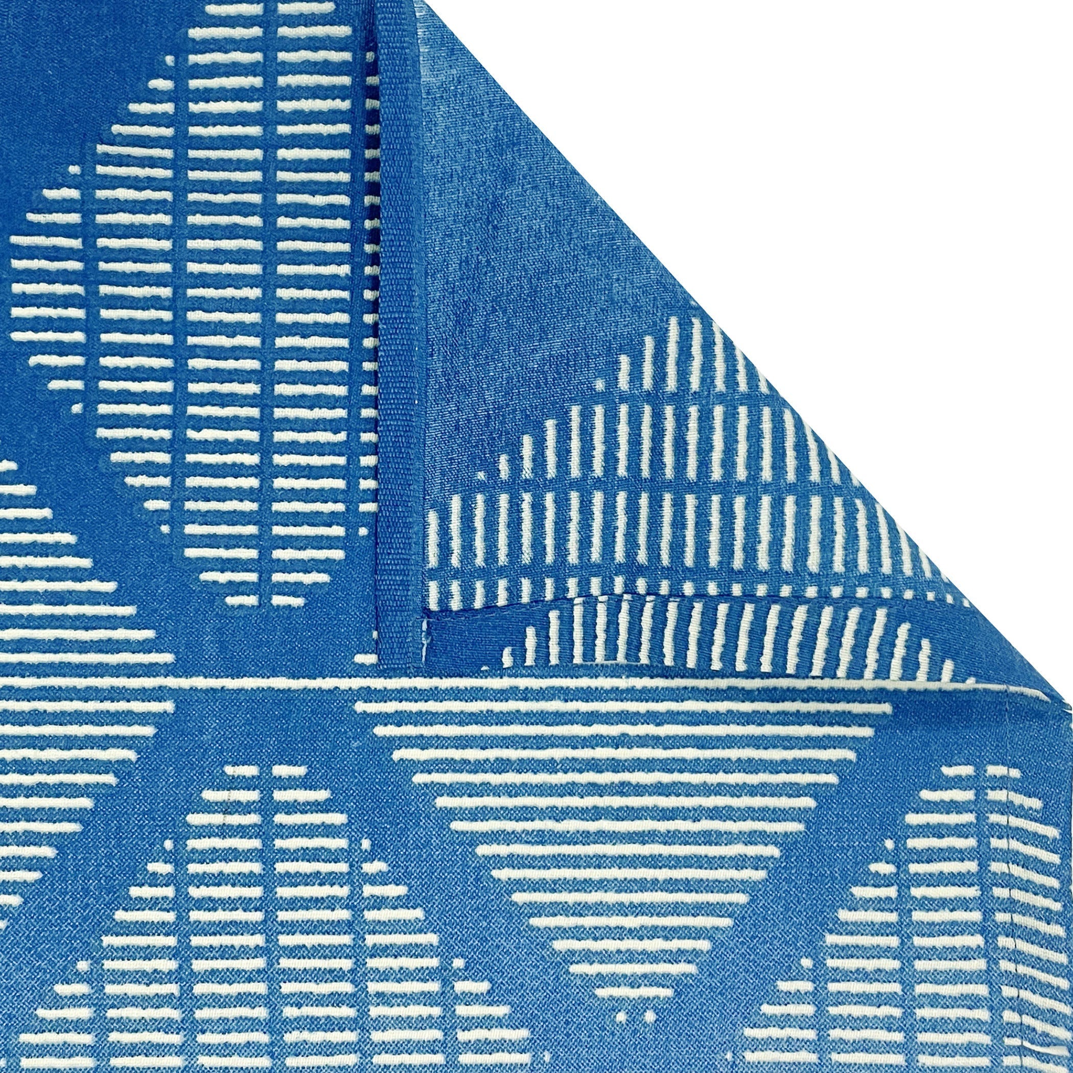 Blue & Beige Geometric King Fitted Bedsheet with 2 Pillow Covers 144TC (72x78x10 inches)