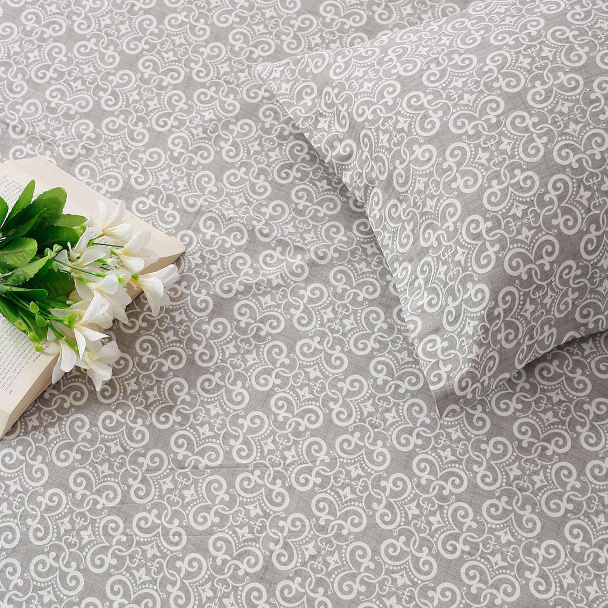 Elegant Grey Damask Pure Cotton 210 TC Super King Bedsheet with 2 Pillow Covers (108x108 Inches)