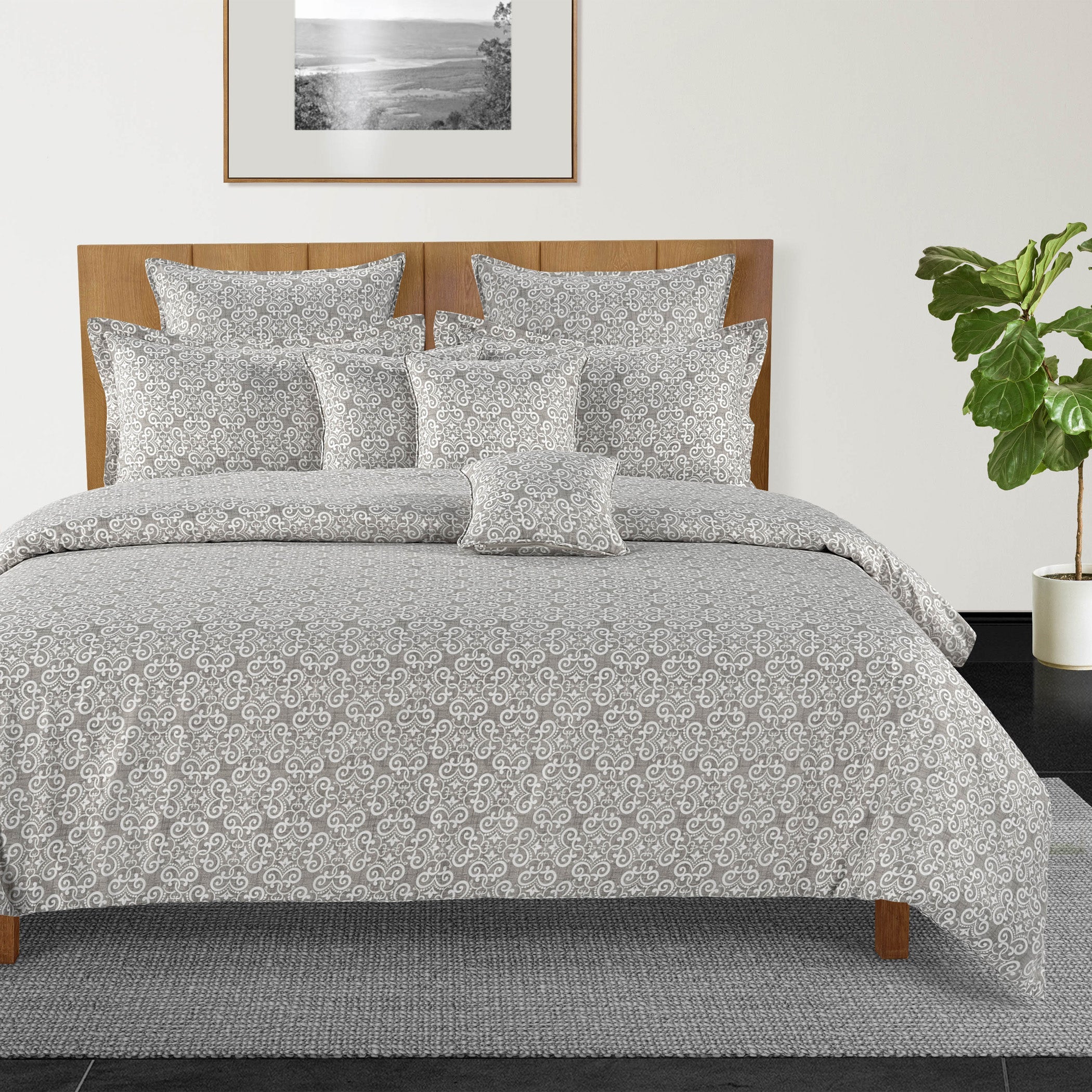 Elegant Grey Damask Pure Cotton 210 TC Super King Bedsheet with 2 Pillow Covers (108x108 Inches)