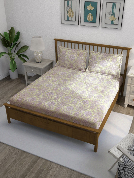 Traditional Motif Print 210 TC Super King Bedsheet (108 x 108) Inches With 2 Pillow Cover