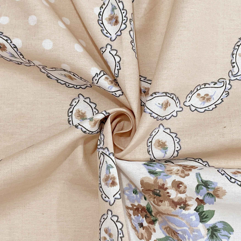 Peach Parlor Paisley - European Elegance 144TC Roto Cotton Super King Bedsheet (108x108 Inches)