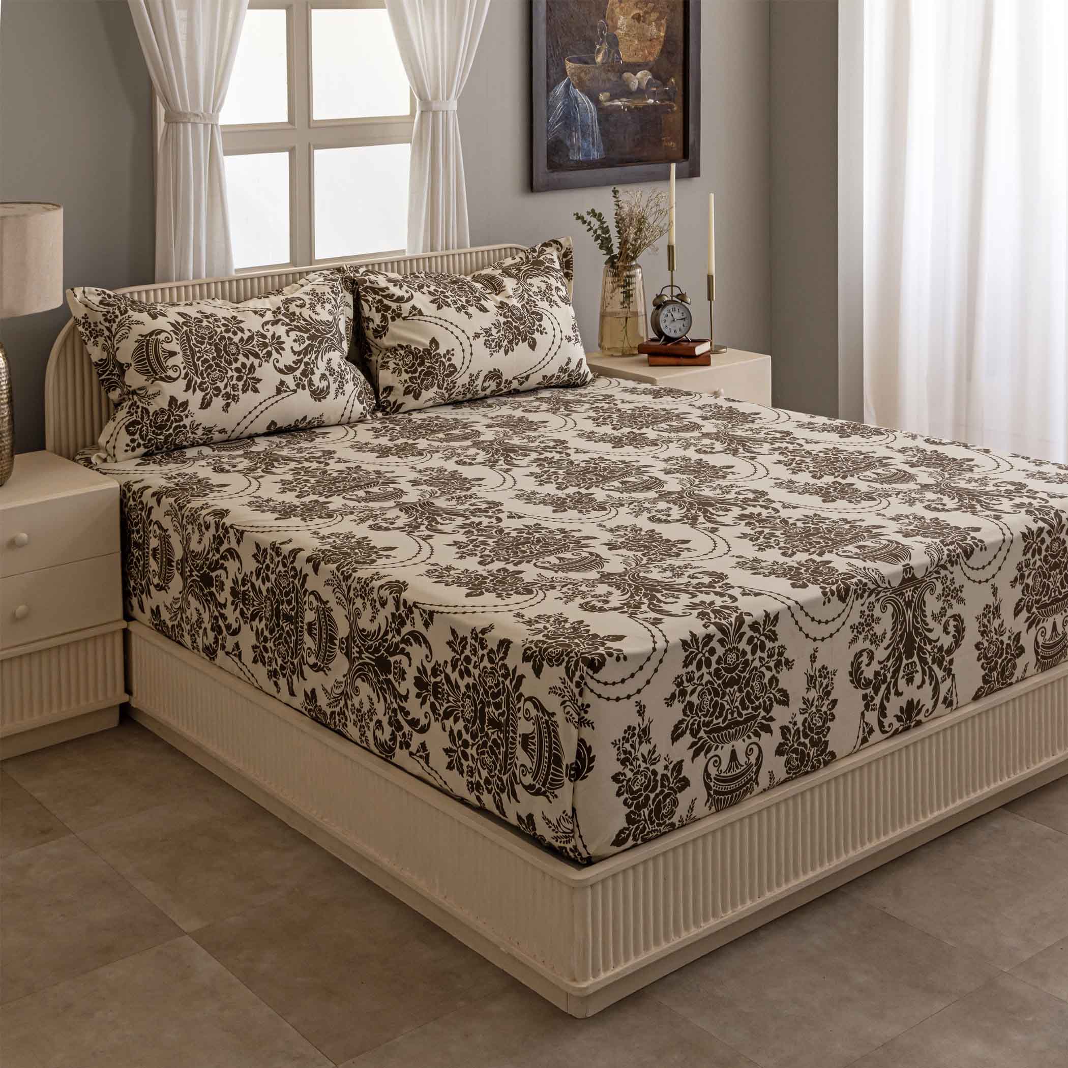 Baroque Splendor - Classic 144TC Roto Cotton Ethnic Motif Super King Bedsheet (108x108 Inches)