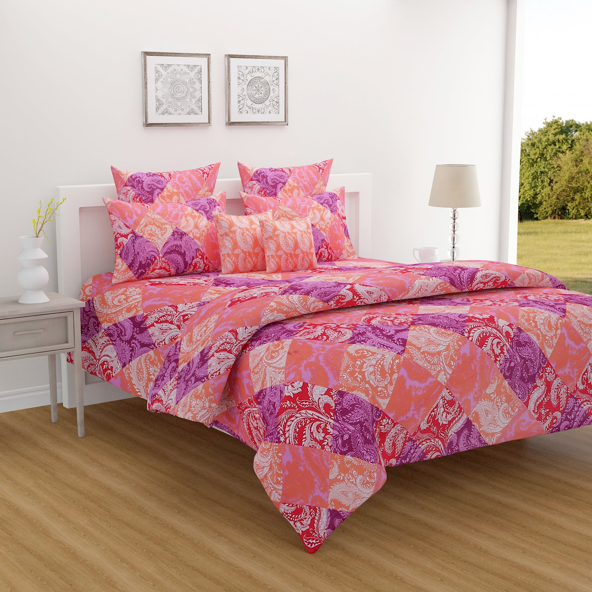 Pink & Purple Patchwork Paisley Print Pure Cotton 160 TC Super King Bedsheet with 2 Pillow Covers (108x108 Inches)