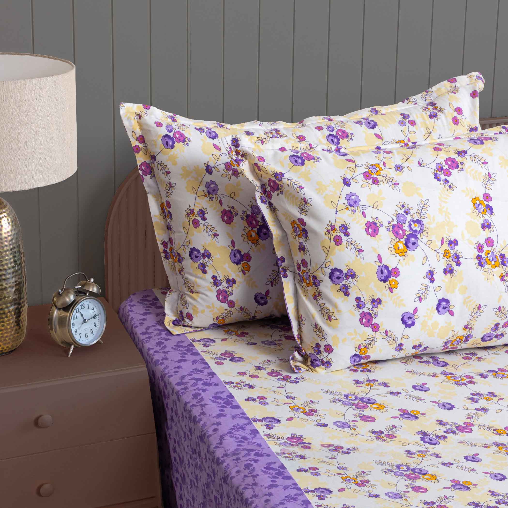 Pastel Petal Serenity - Soft Pink 120TC 100% Cotton Floral Double Queen (90x100 Inches)