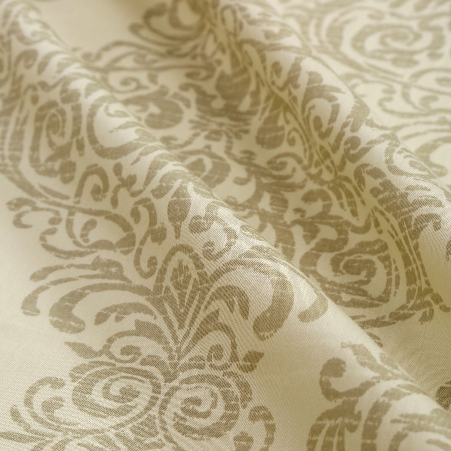 Elegant Beige Damask Pure Cotton 250 TC Super King Bedsheet with 2 Pillow Covers (108x108 Inches)