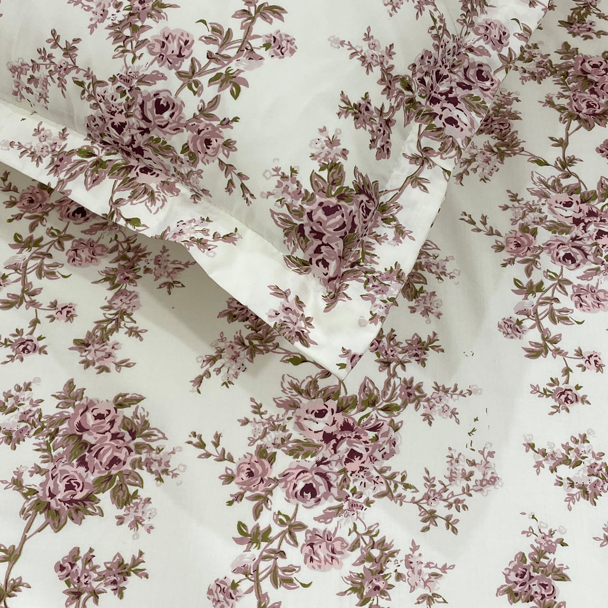 Ivory Mauve Rose Trails 240 TC Pure Cotton Bedsheet Set with Pillow Cover