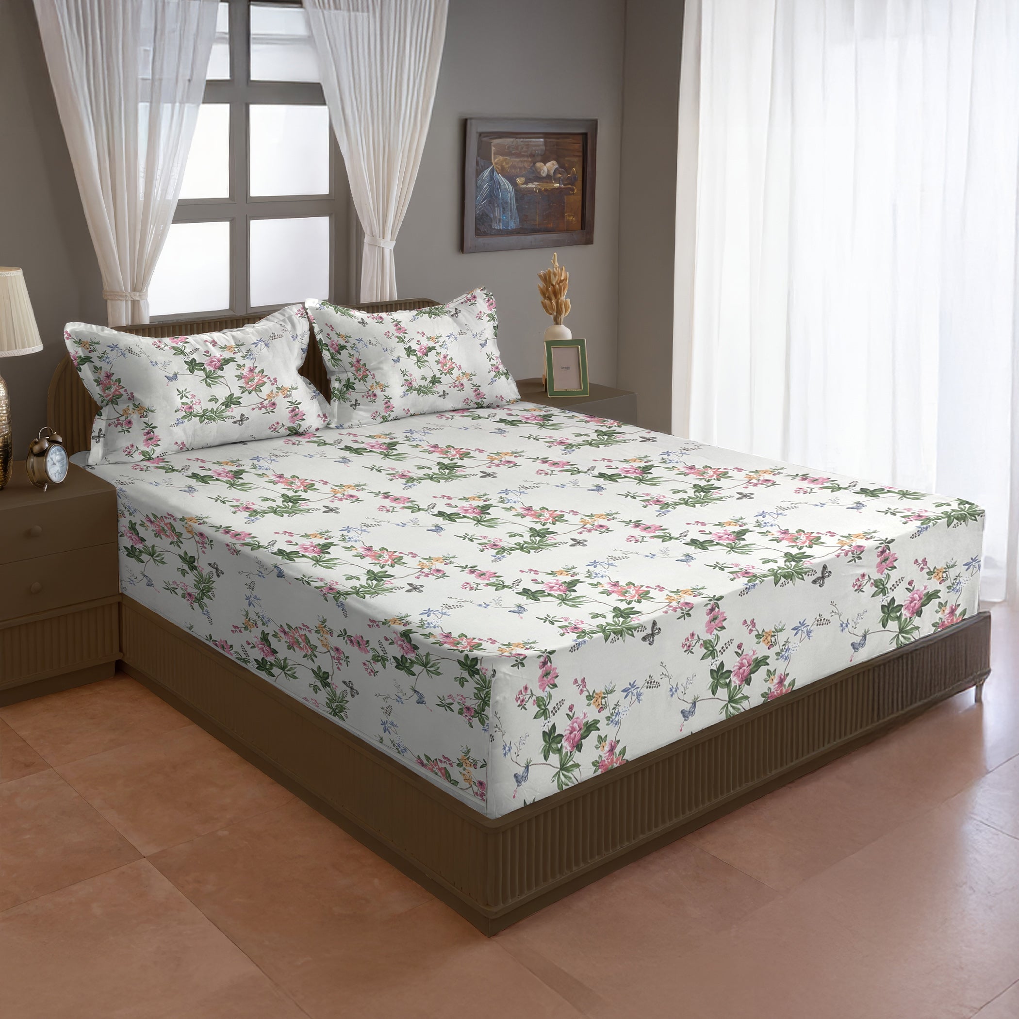 Rose Trellis White 200 TC Blended Cotton Bedsheet Set with Pillow Cover