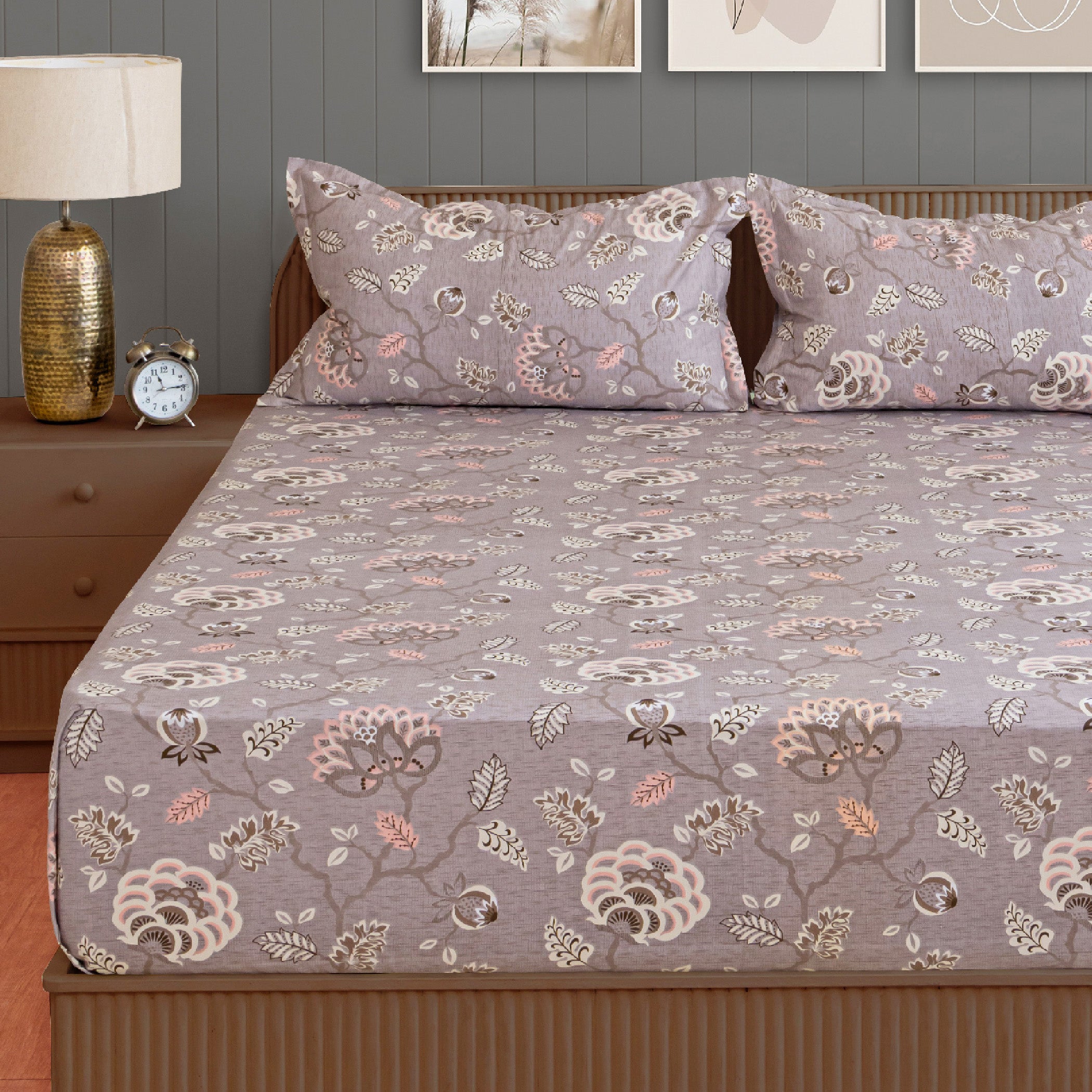 Elegant Grey Floral Pure Cotton 210 TC King Fitted Bedsheet with 2 Pillow Covers (72x78x10 Inches)