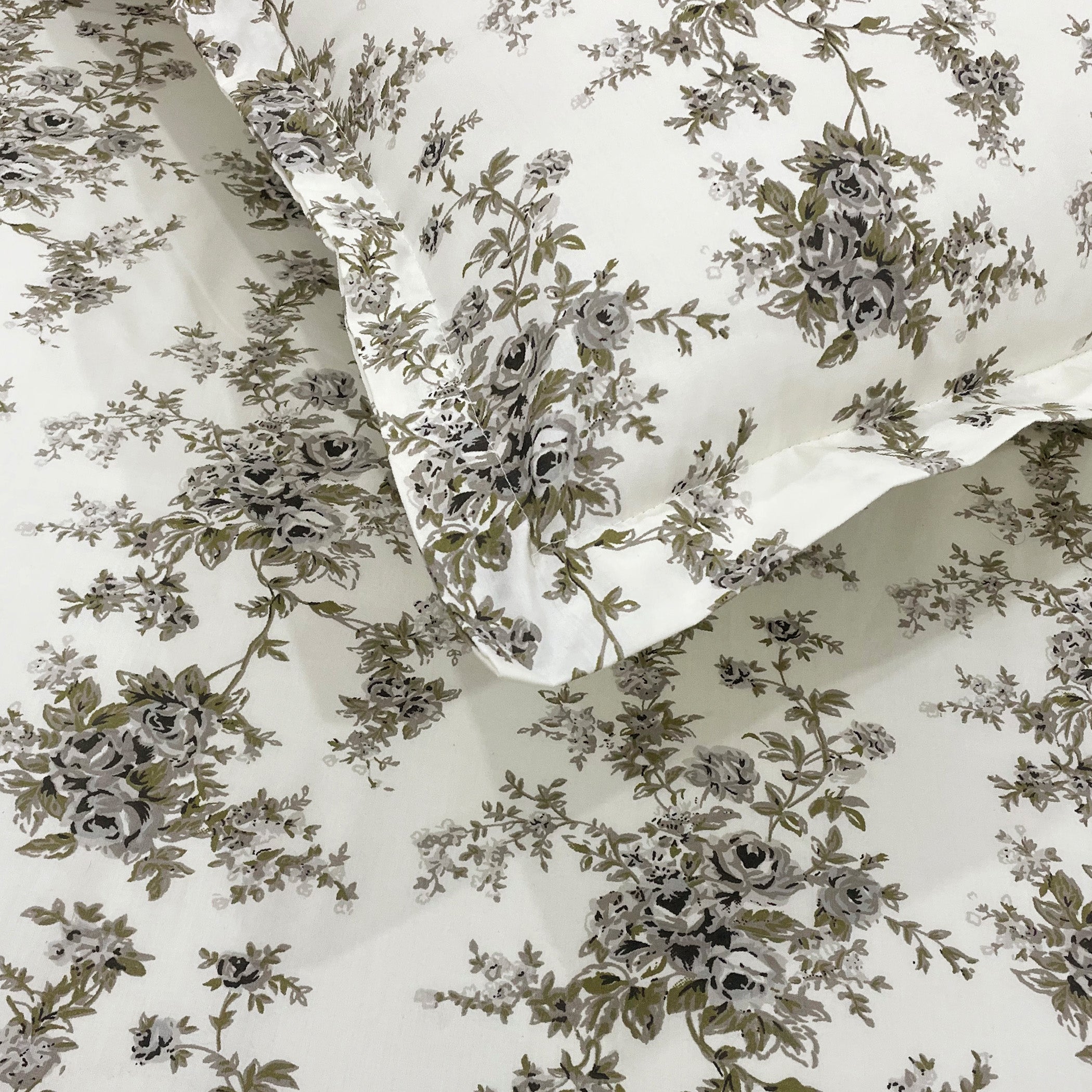 Grey Charm - 250TC Pure Cotton Super King Bedsheet (108x108 Inches)